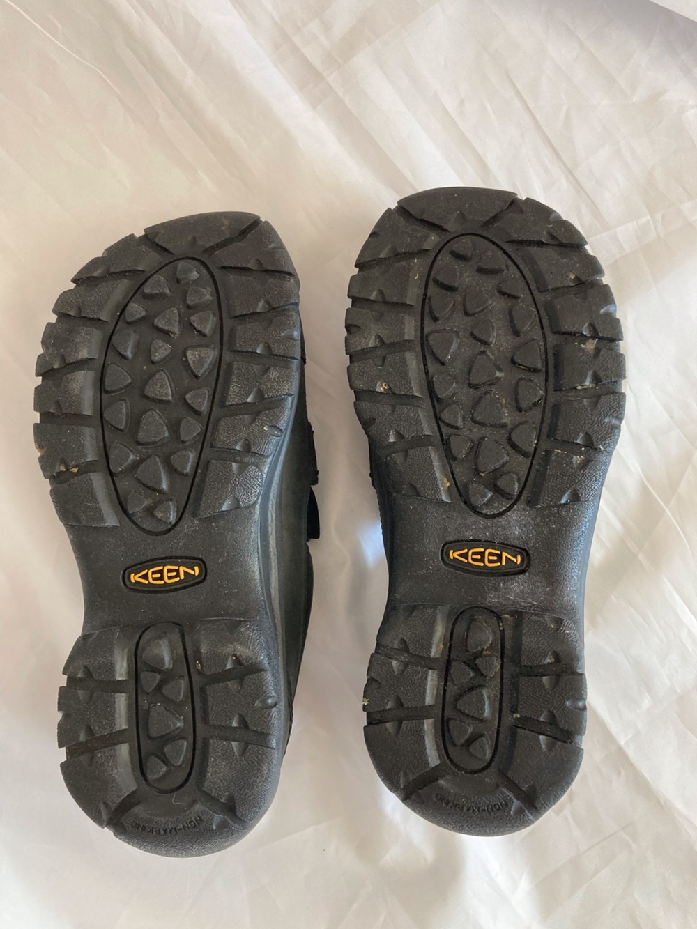 KEEN Kaci III ,Women’s Black Leather Shoes, Orthotic Ready, NO Insoles Included. - Picture 2 of 7